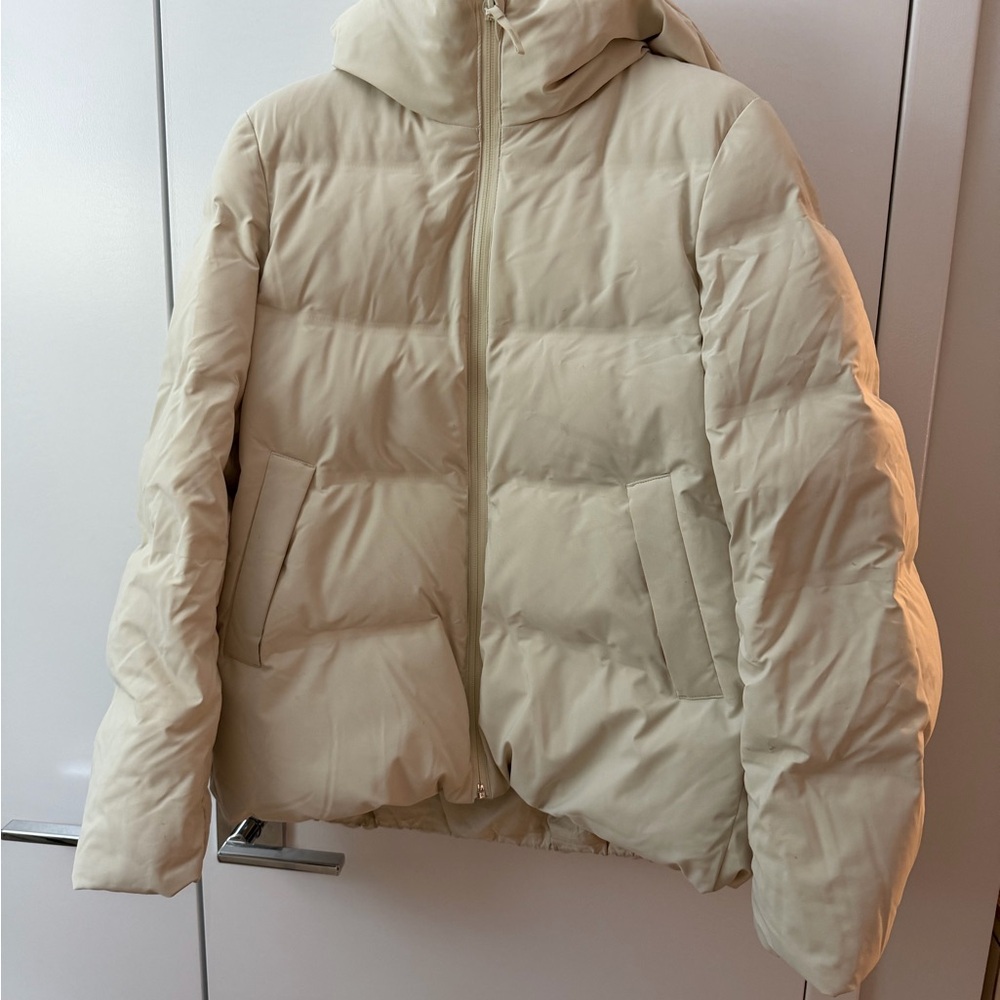 Uniqlo Women's Cream Puffer Jacket